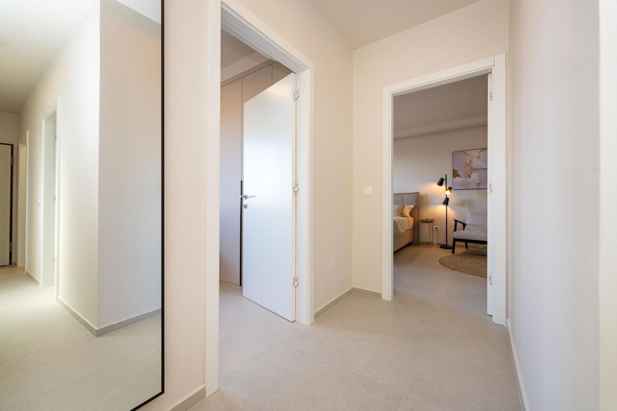 D-Apartment - With Garage And Balcony Zadar Exterior photo
